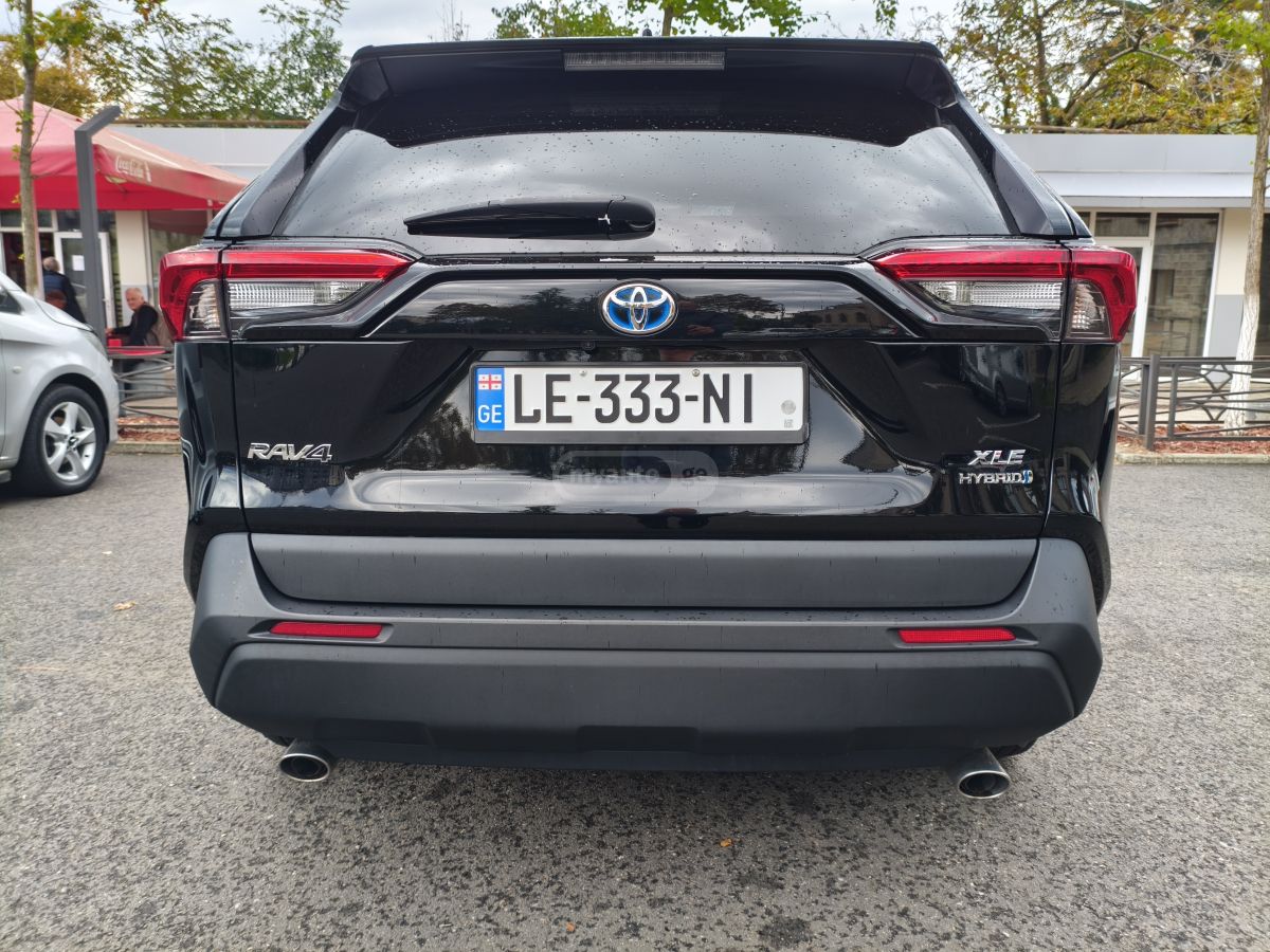 Toyota RAV 4 2021 — photo 2