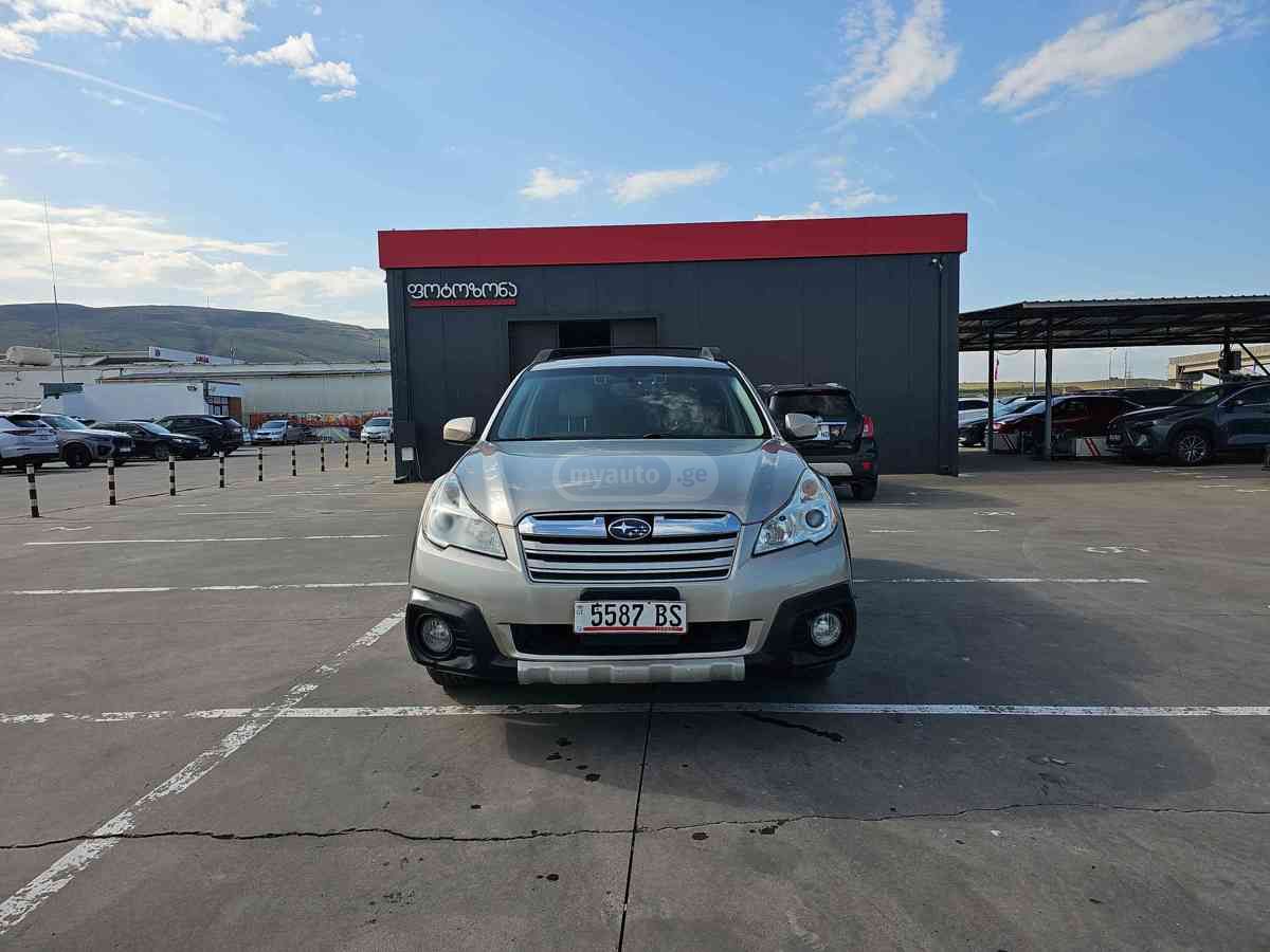 Subaru Outback 2015 — photo 2