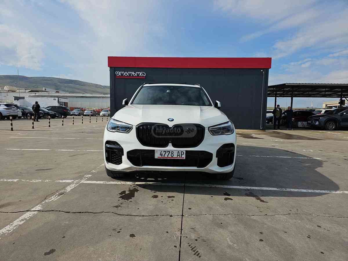 BMW X5 2022 — photo 2