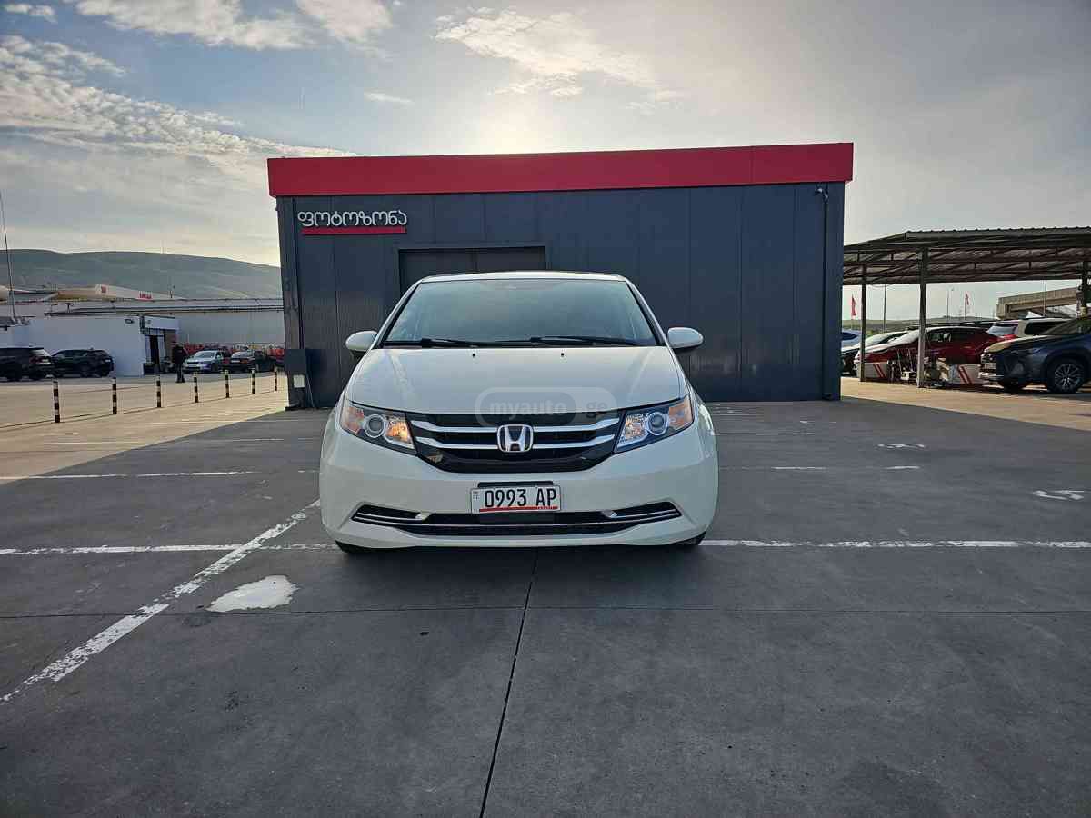 Honda Odyssey 2015 — photo 2