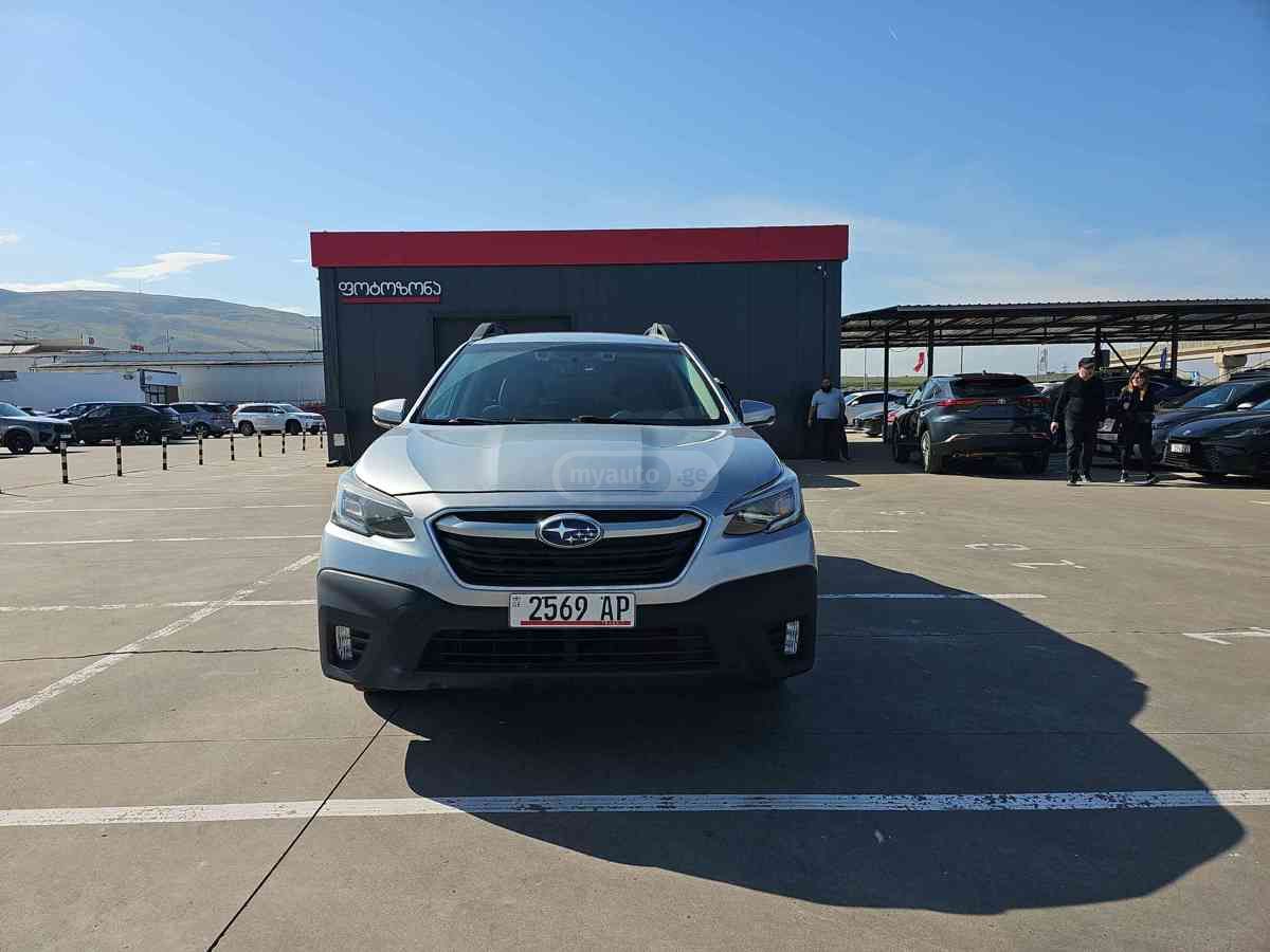Subaru Outback 2020 — photo 2