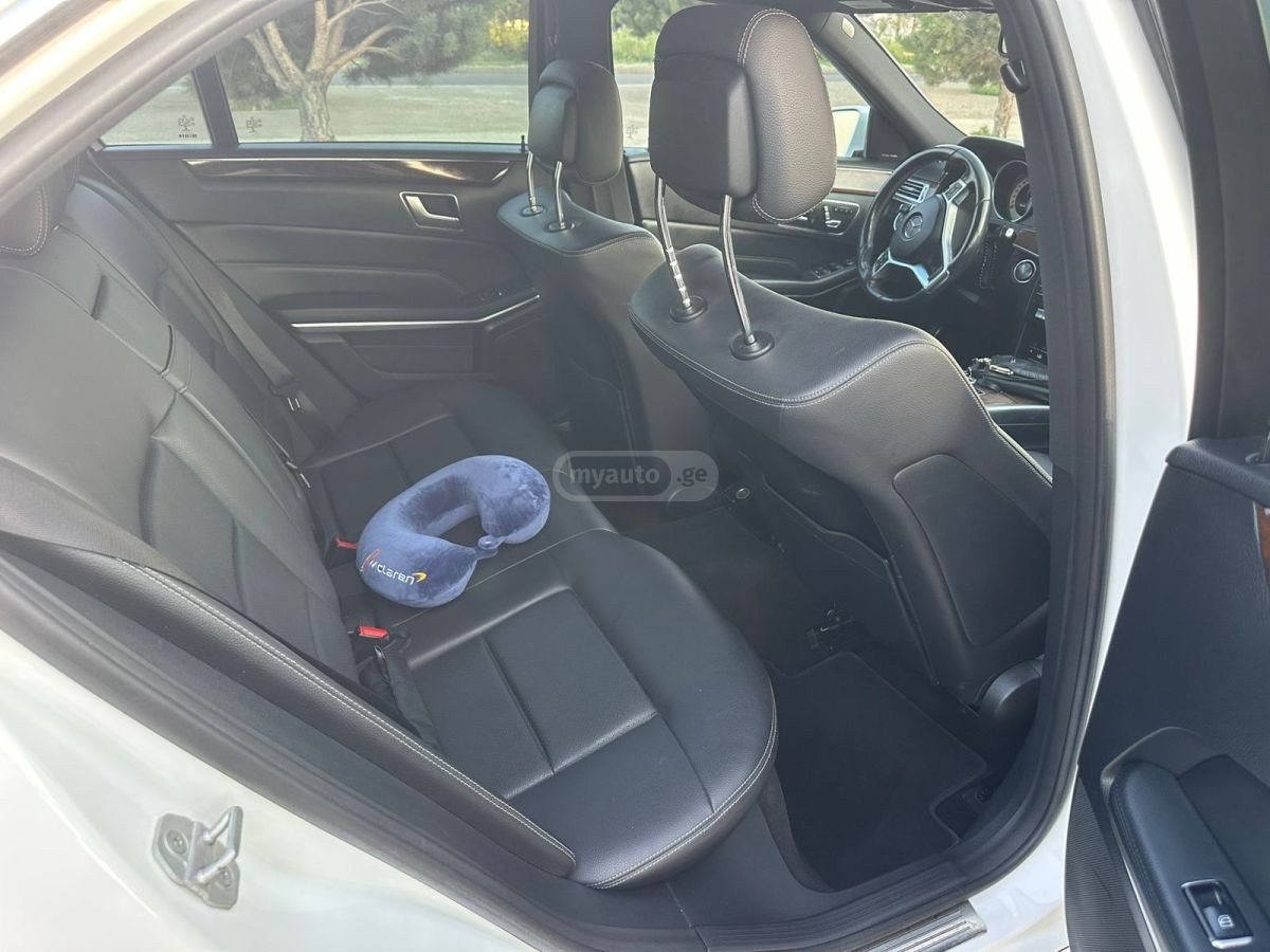 Mercedes-Benz E 350 2015 — photo 2
