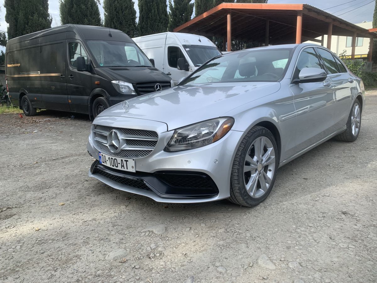 Mercedes-Benz C 300
