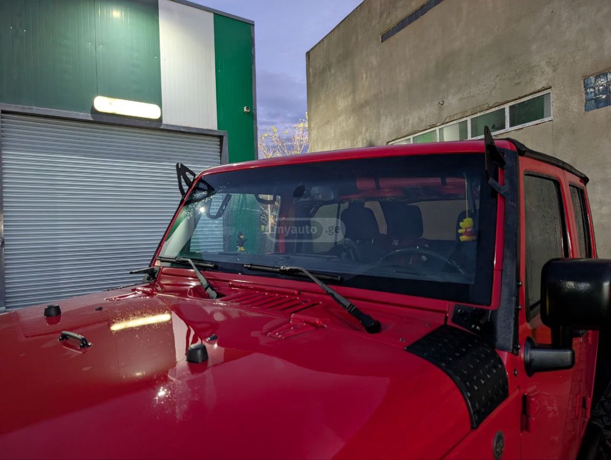 Jeep Wrangler 2016 — photo 2