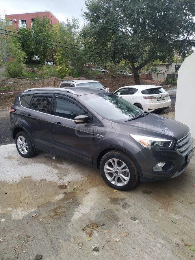 Ford Escape 2016 — photo 2