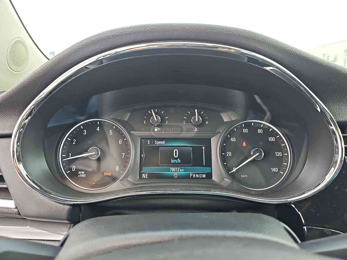 Buick Encore 2017 — photo 2