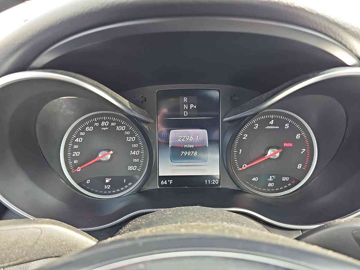 Mercedes-Benz C 300 2017 — photo 2