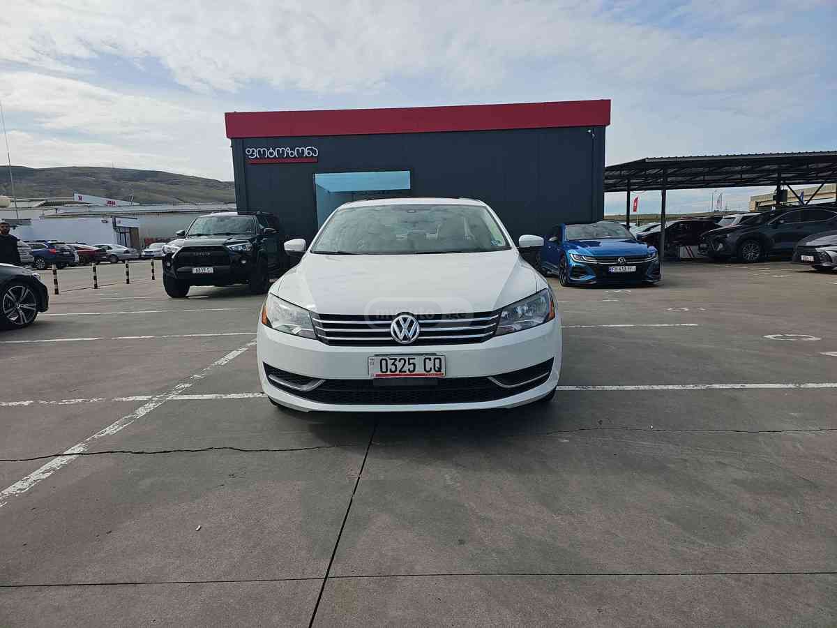 Volkswagen Passat 2015 — photo 2