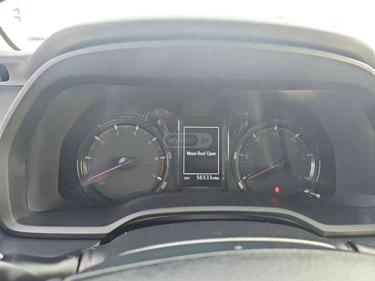 Toyota 4Runner 2021 — photo 2