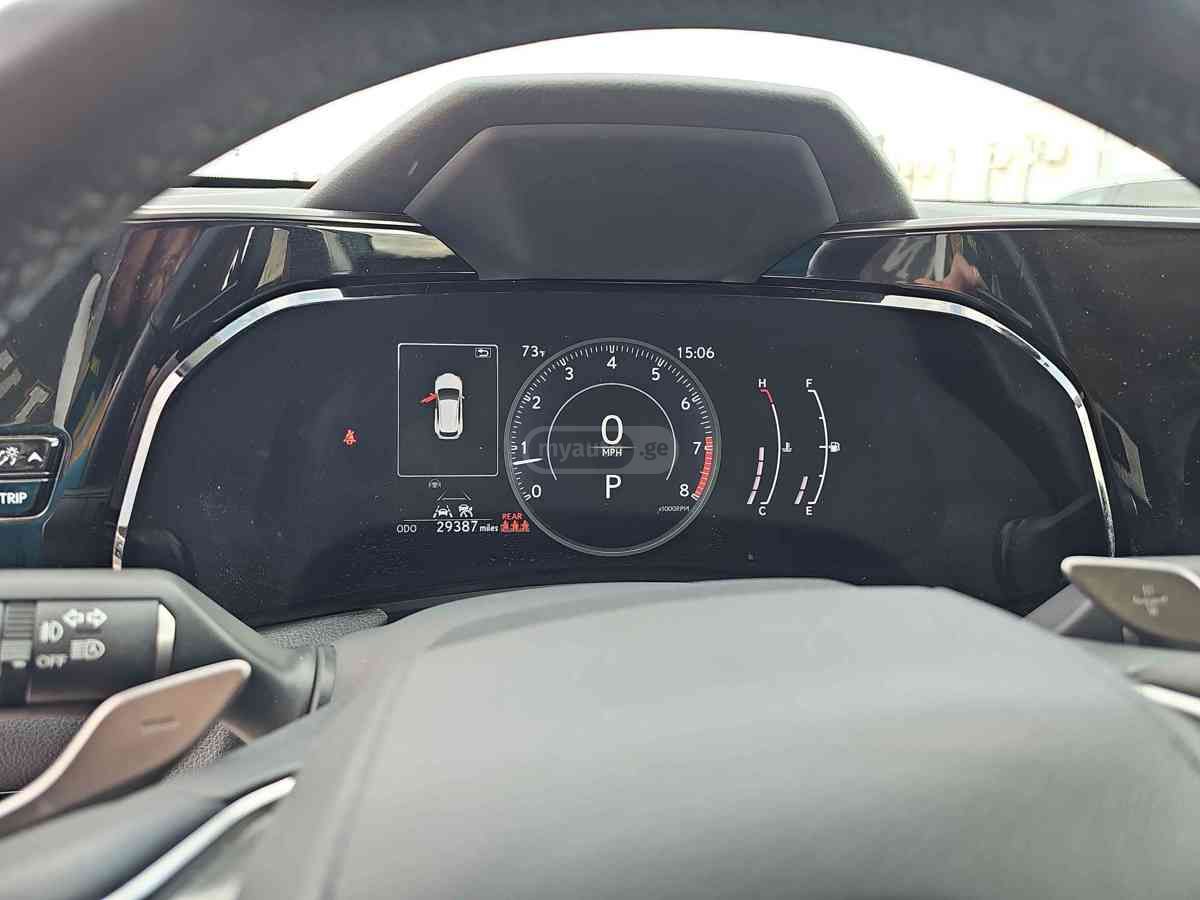 Lexus NX 250 2024 — photo 2