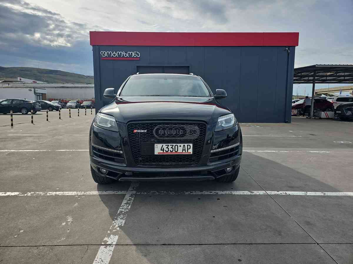 Audi Q7 2015 — photo 2