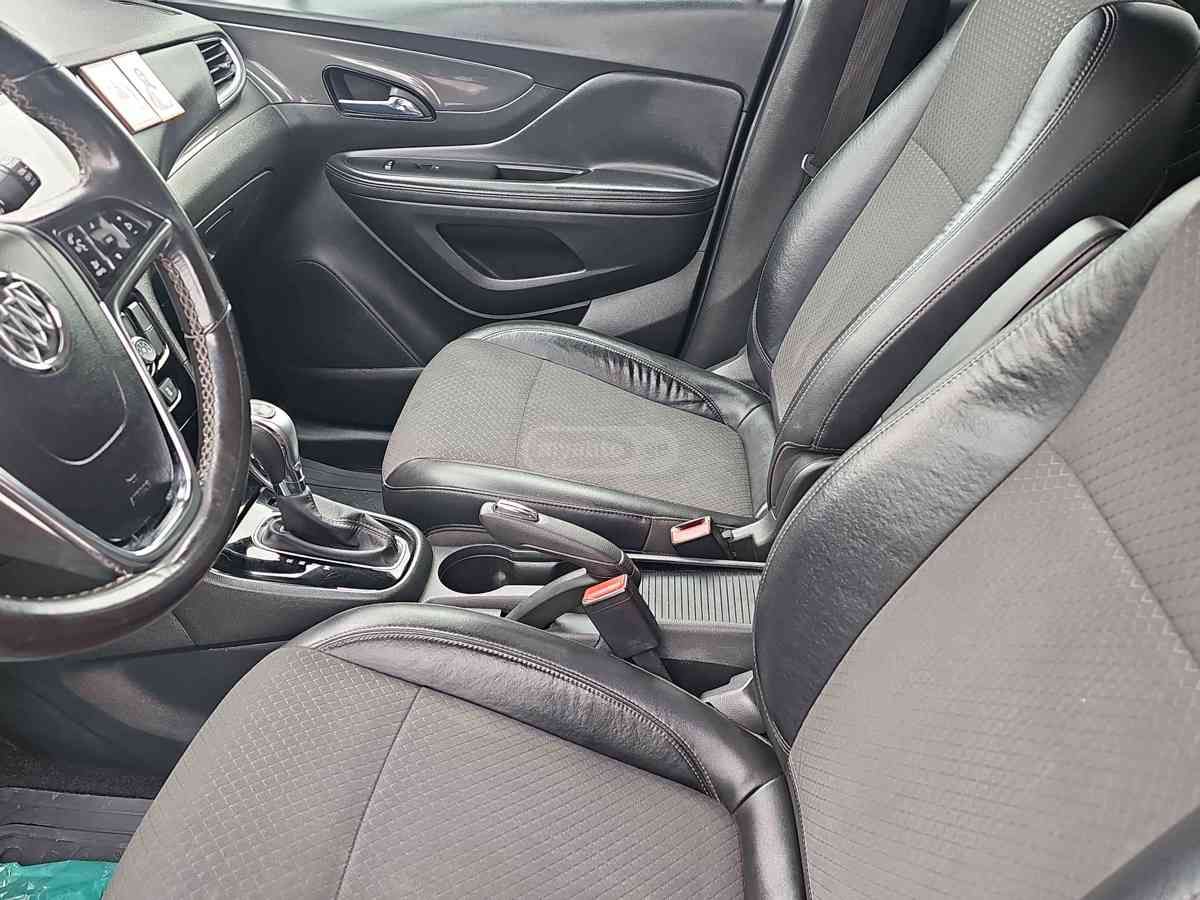 Buick Encore 2017 — photo 2