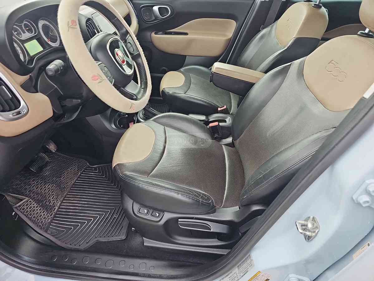 Fiat 500L 2015 — photo 2