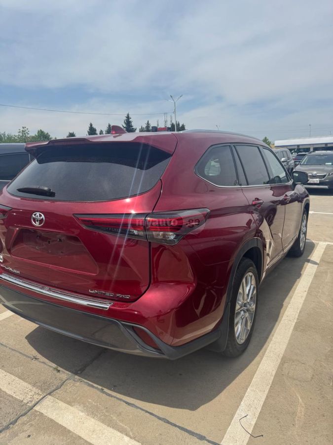 Toyota Highlander 2021 — photo 2