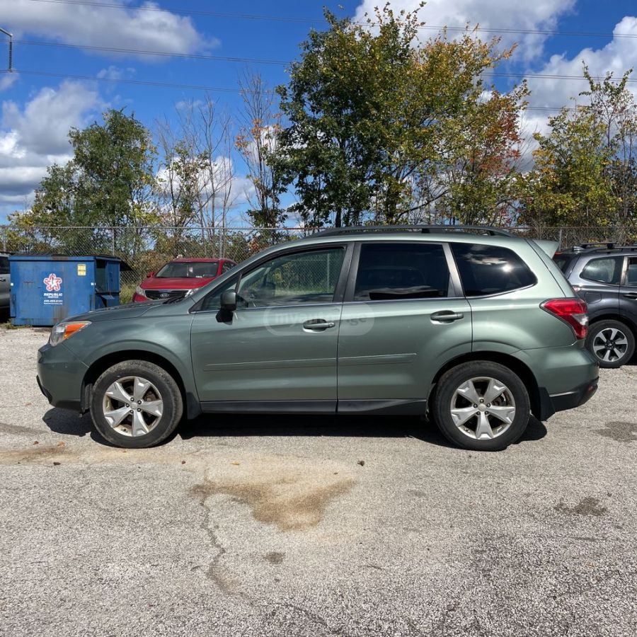 Subaru Forester 2014 — photo 2