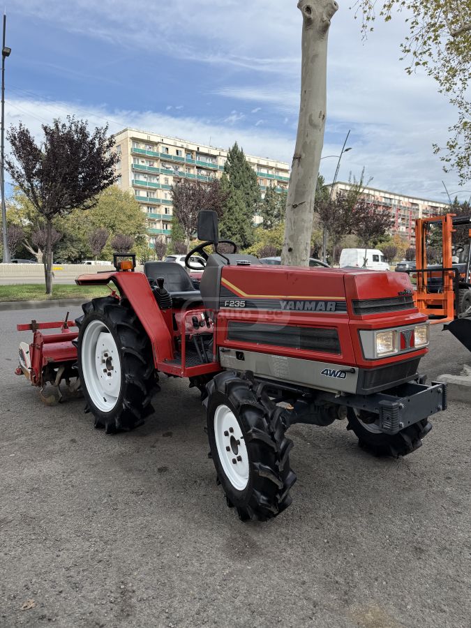 Yanmar 2233 1990 — photo 2