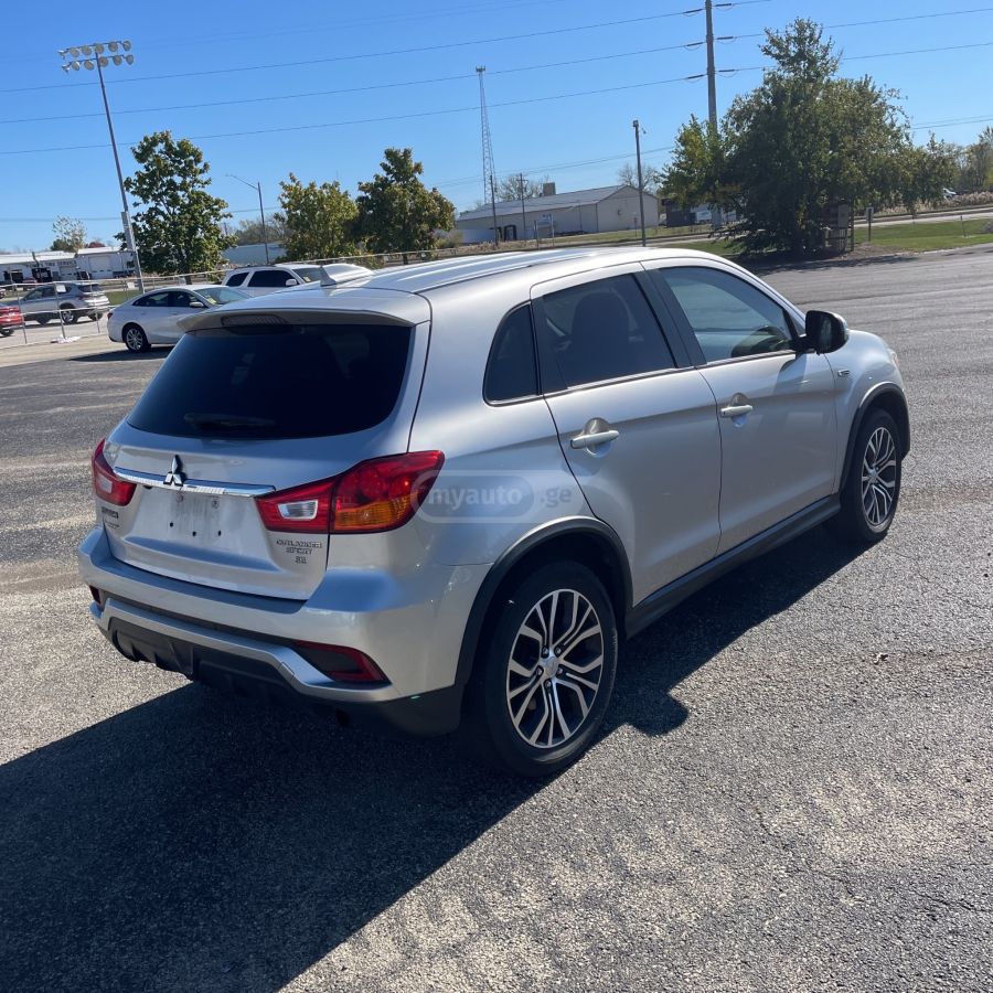Mitsubishi Outlander Sport