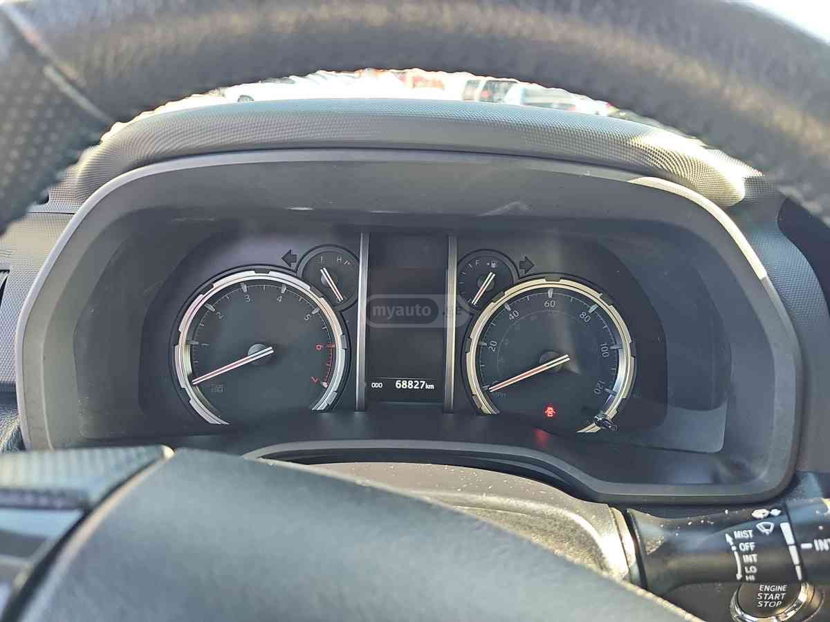 Toyota 4Runner 2024 — photo 2