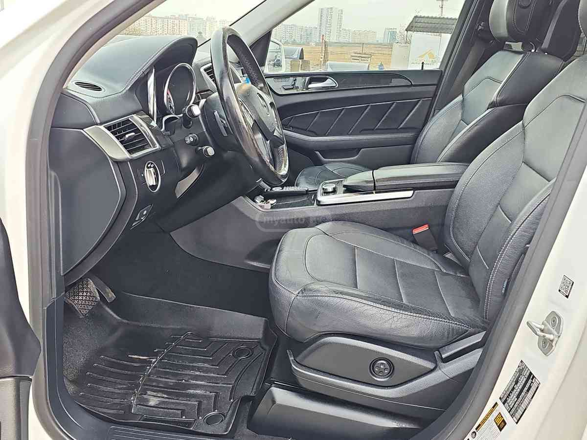 Mercedes-Benz GL 450 2015 — photo 2