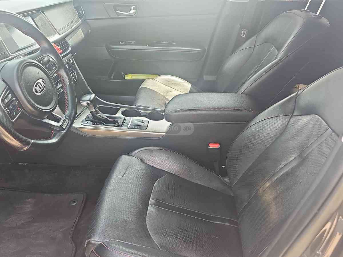 Kia Optima 2018 — photo 2