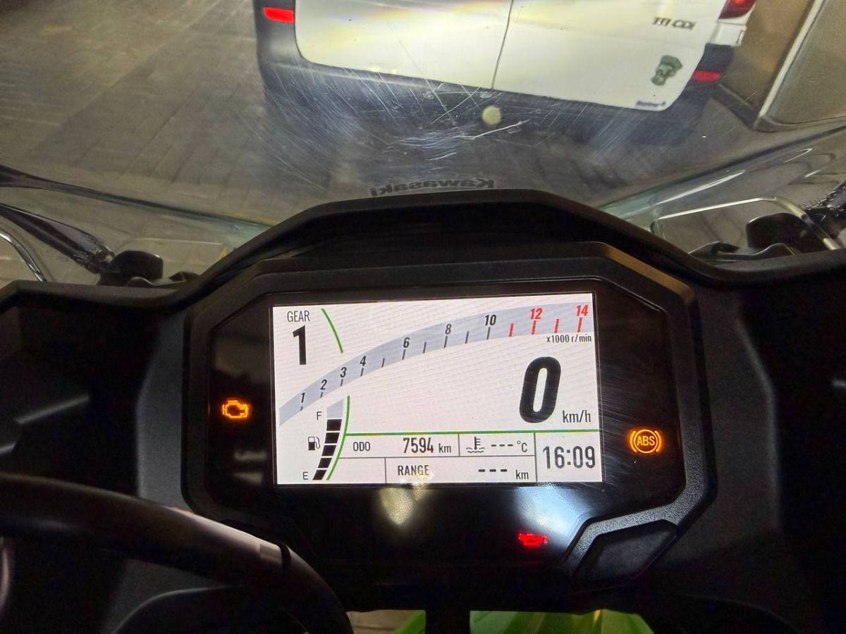 Kawasaki Ninja 500 2024 — photo 2