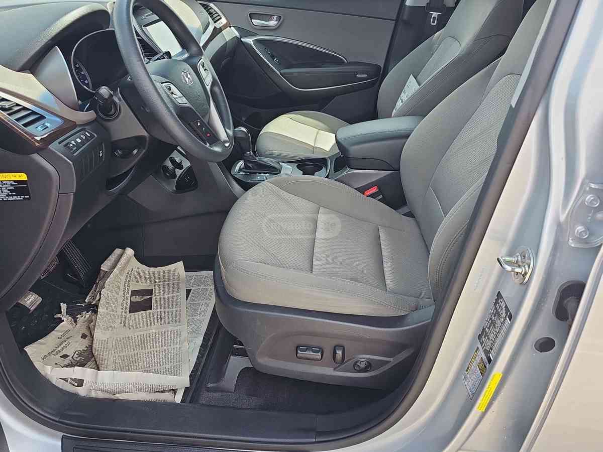 Hyundai Santa FE 2018 — photo 2