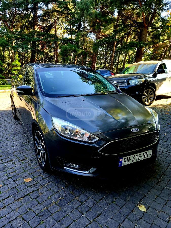 Ford Focus 2015 — photo 2