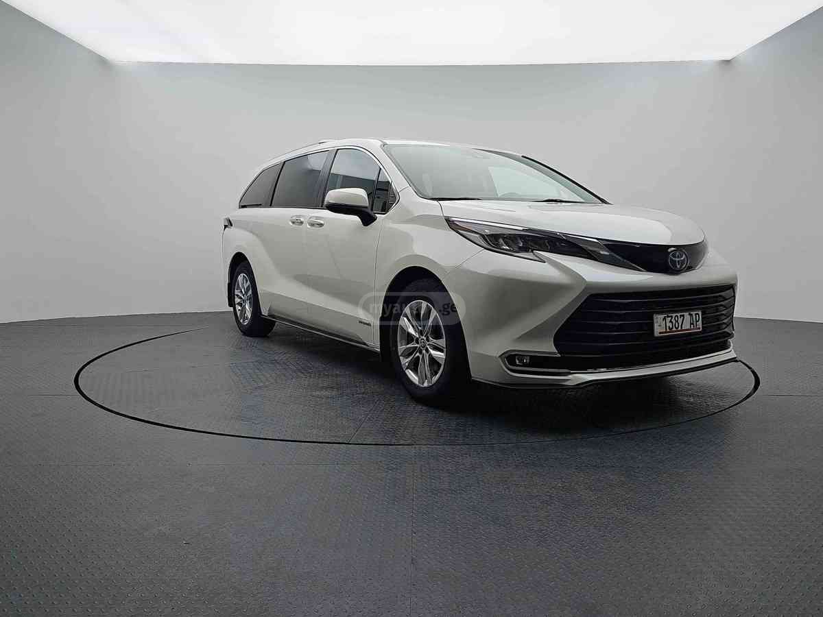 Toyota Sienna 2021 — photo 2