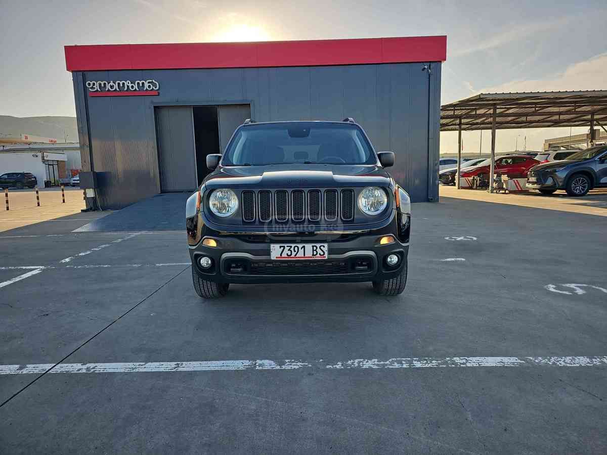 Jeep Renegade 2018 — photo 2