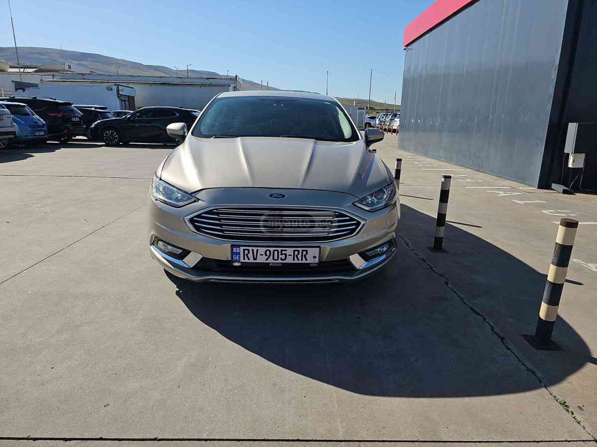 Ford Fusion 2018 — photo 2