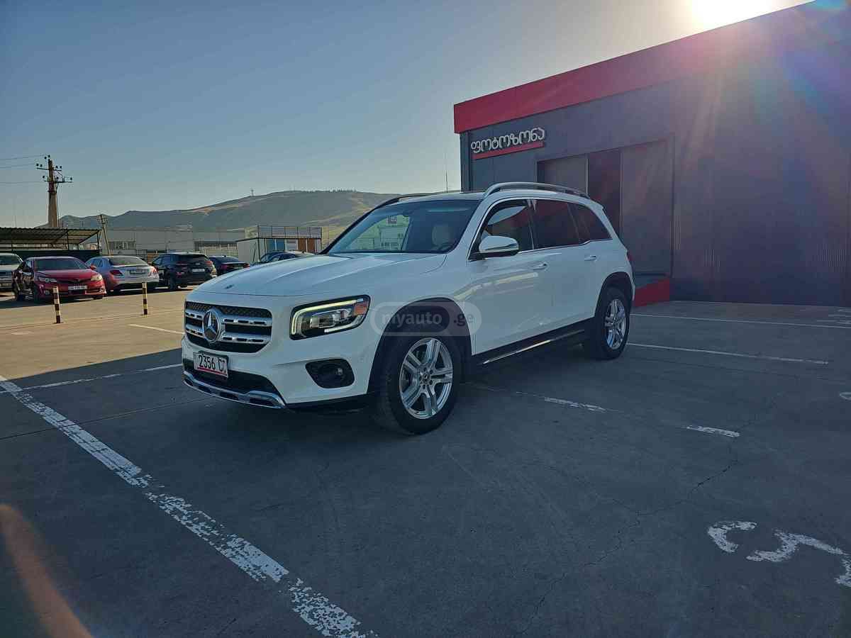 Mercedes-Benz GLB 250