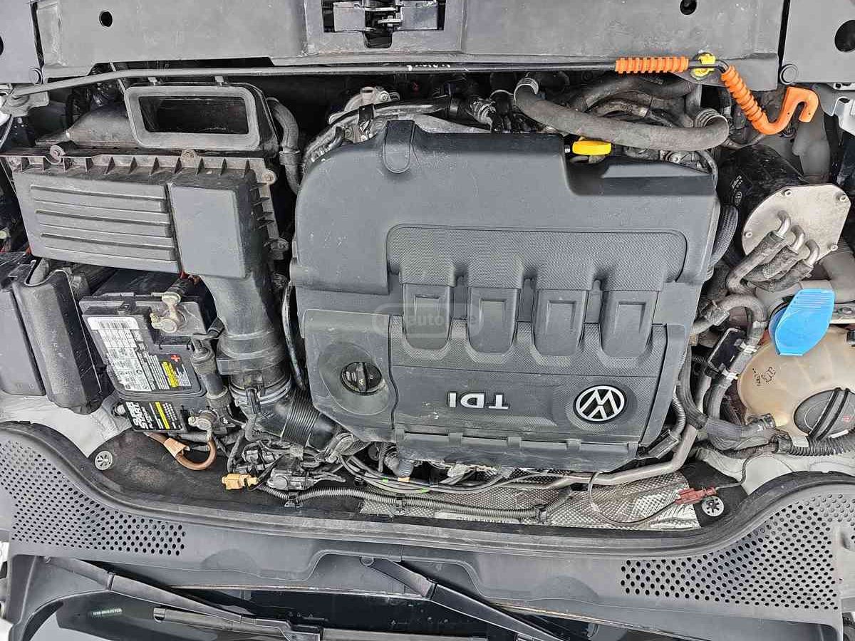 Volkswagen Beetle 2015 — photo 2