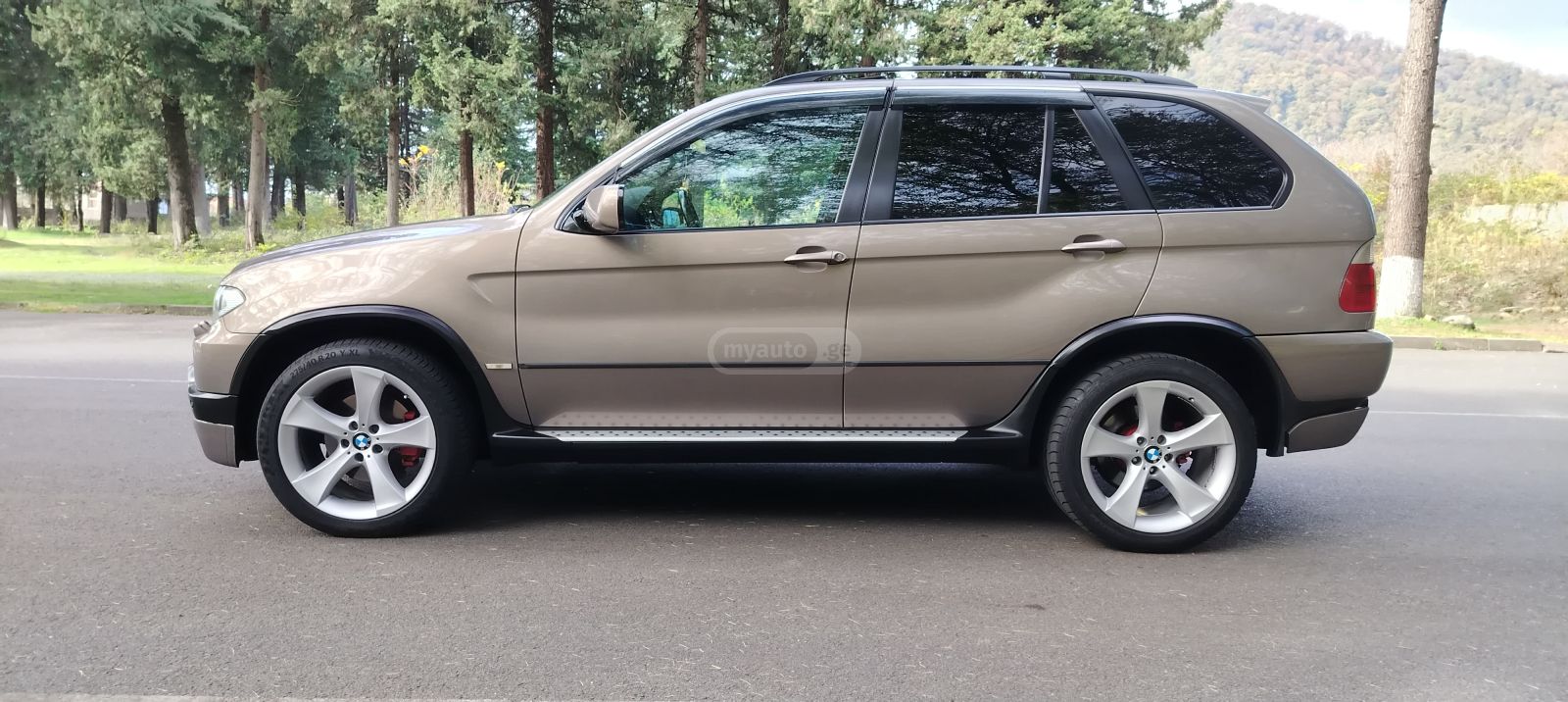 BMW X5 2004 — photo 2