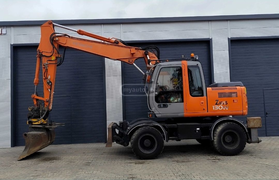 Hitachi 6392 2006 — photo 2