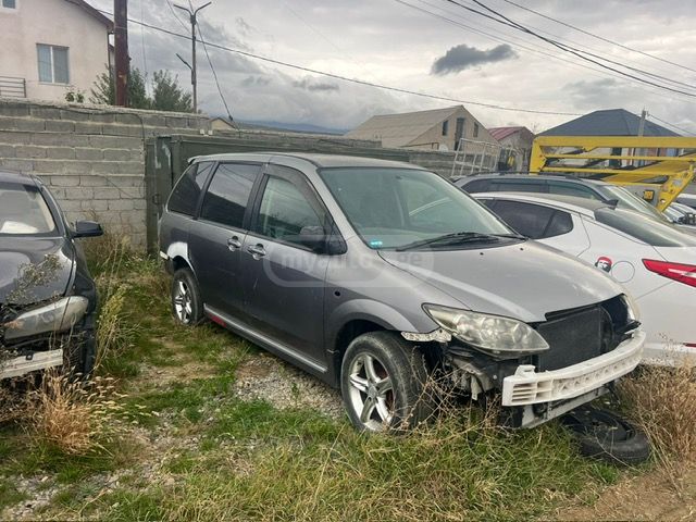 Mazda MPV 2005 — photo 2