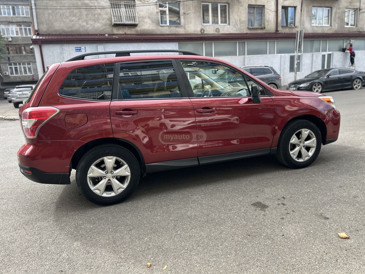 Subaru Forester 2016 — photo 2