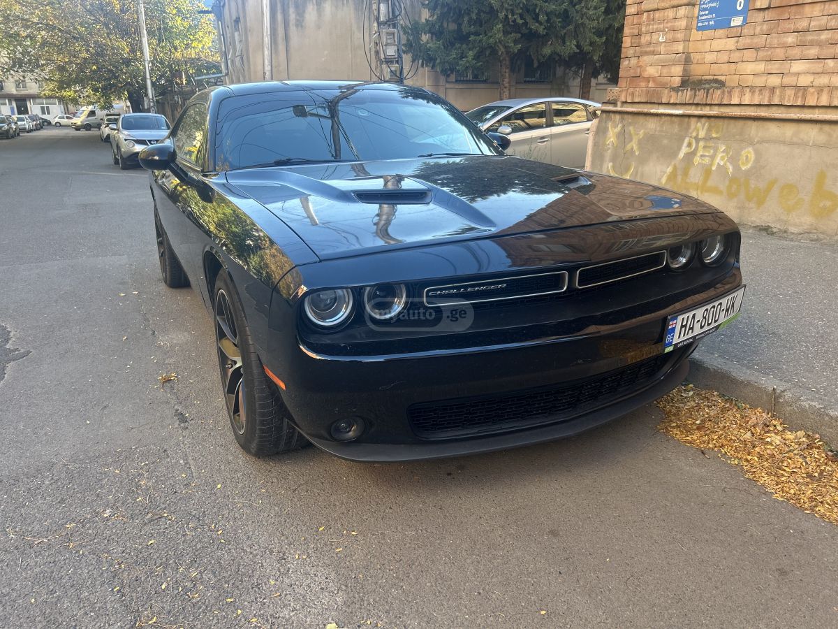 Dodge Challenger