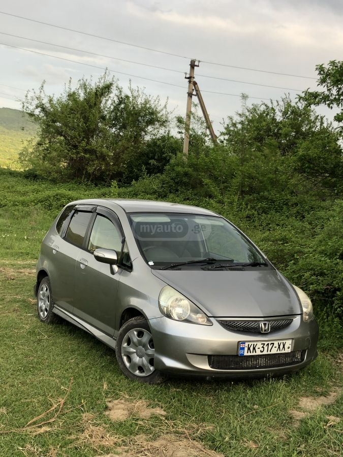 Honda Fit 2004 — photo 2