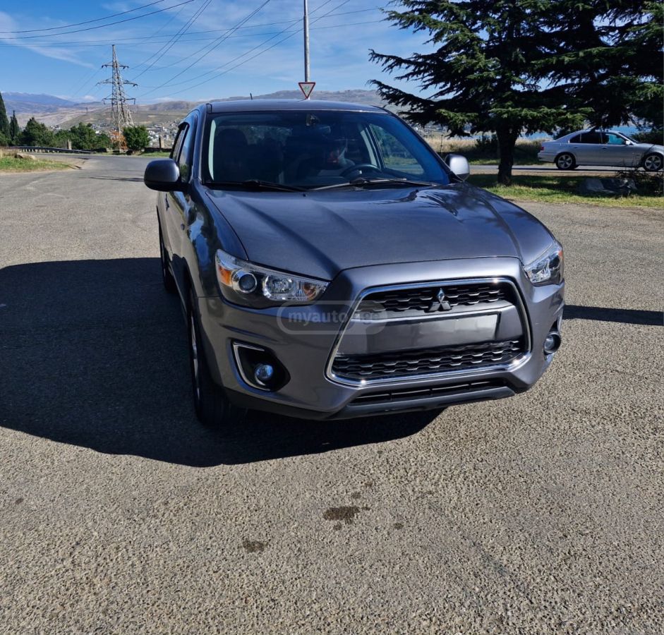 Mitsubishi Outlander Sport