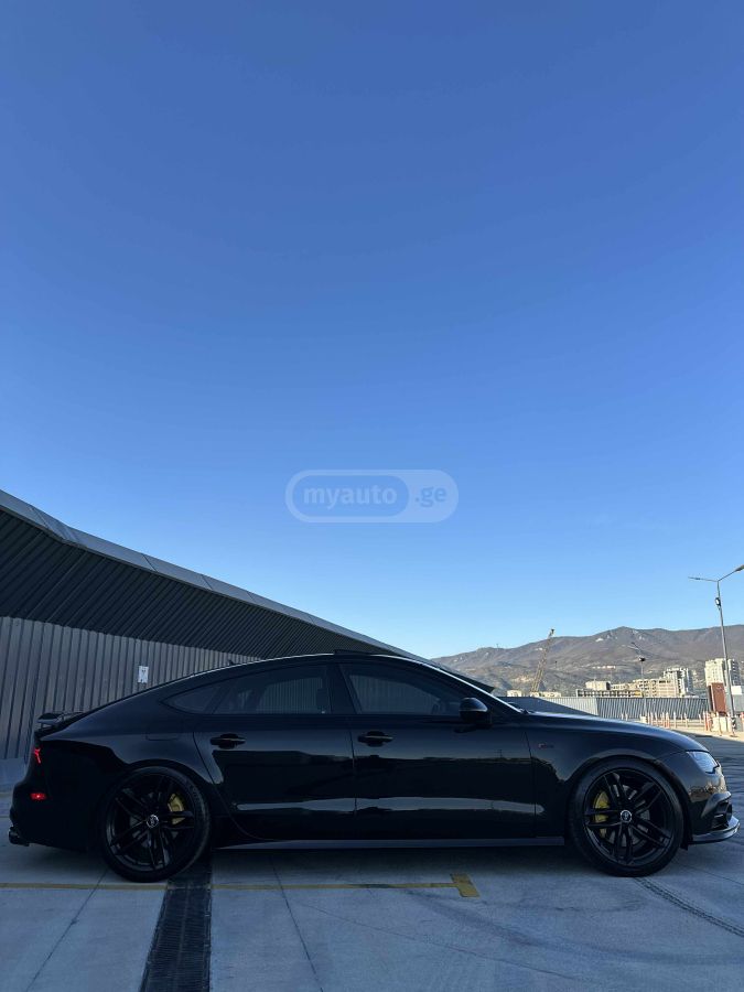 Audi A7 2017 — photo 2