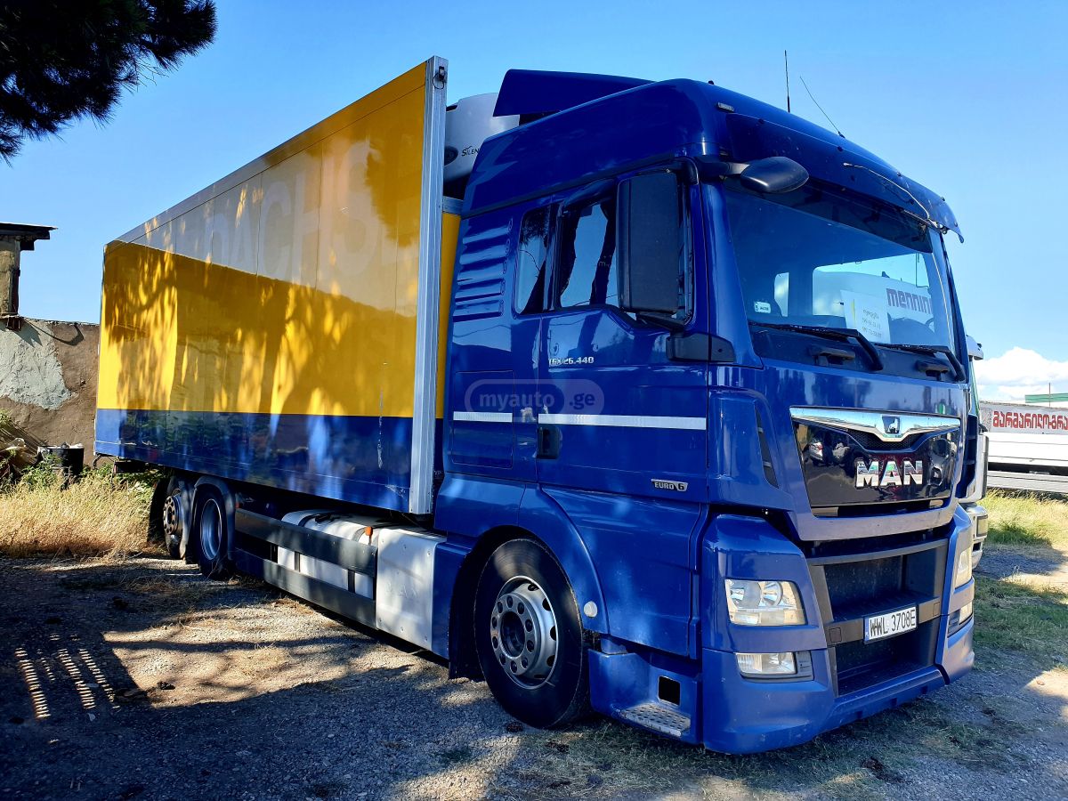 Isuzu 26.440 2013 — photo 2
