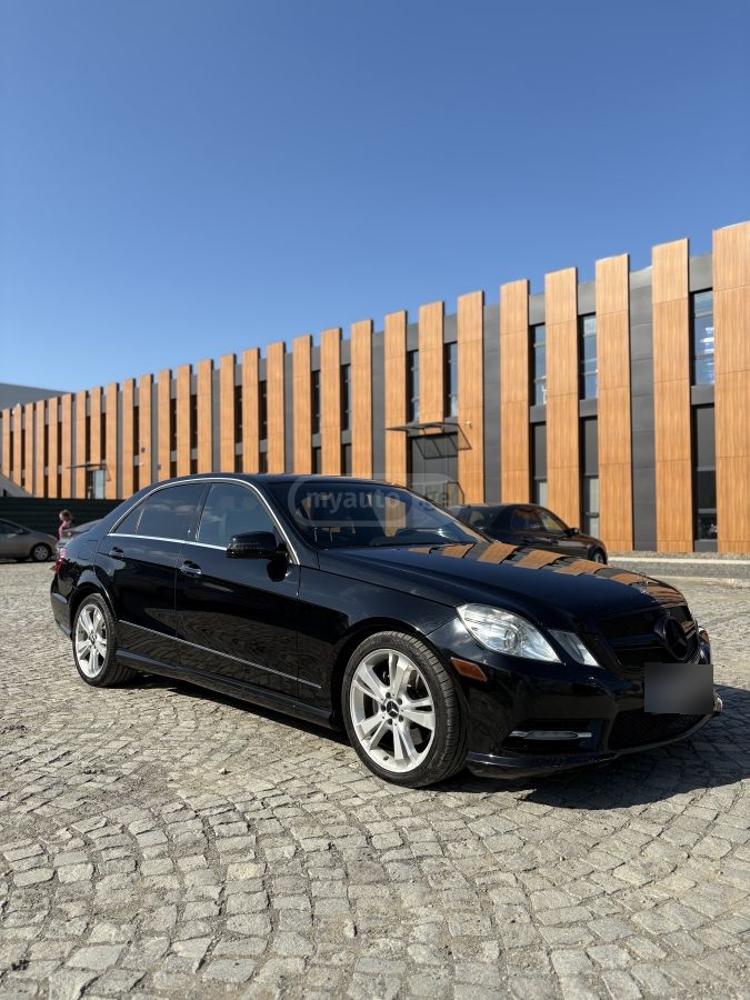 Mercedes-Benz E 350 2012 — photo 2