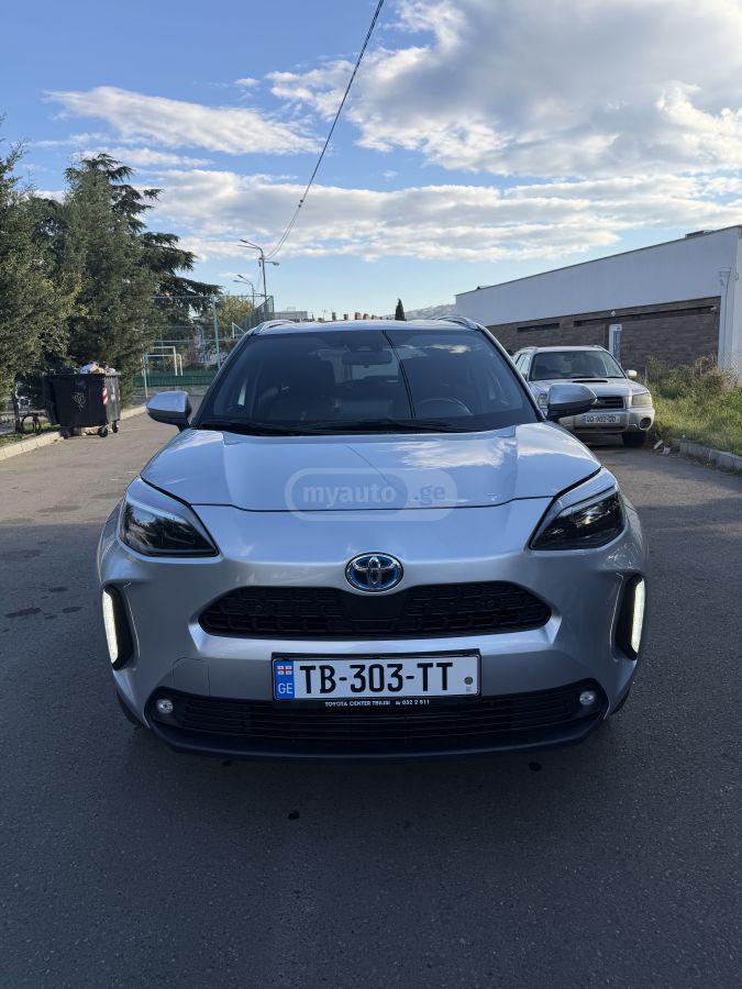 Toyota Yaris 2022 — photo 2