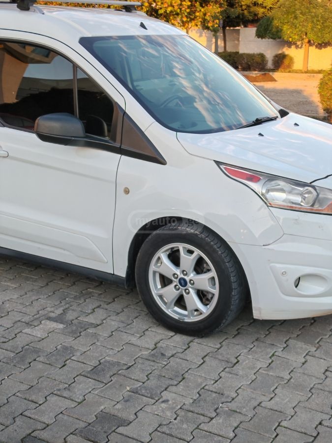 Ford Transit Connect 2017 — photo 2