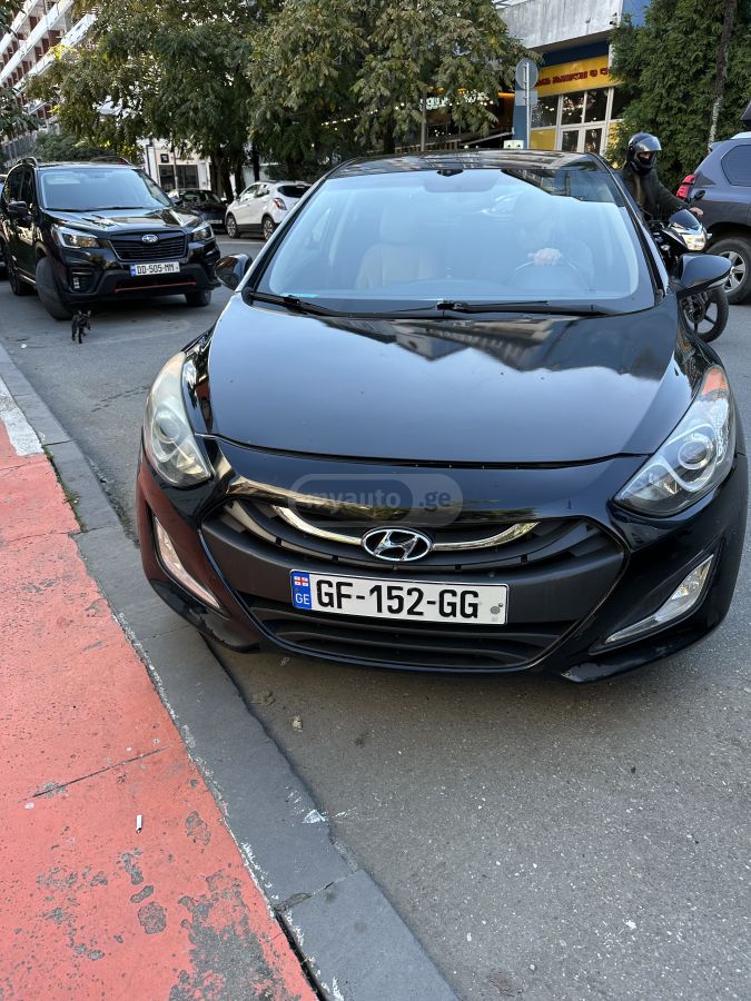 Hyundai Elantra GT 2014 — photo 2