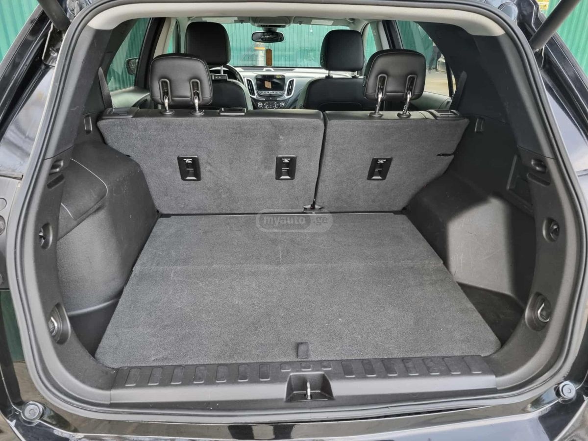 Chevrolet Equinox 2018 — photo 2