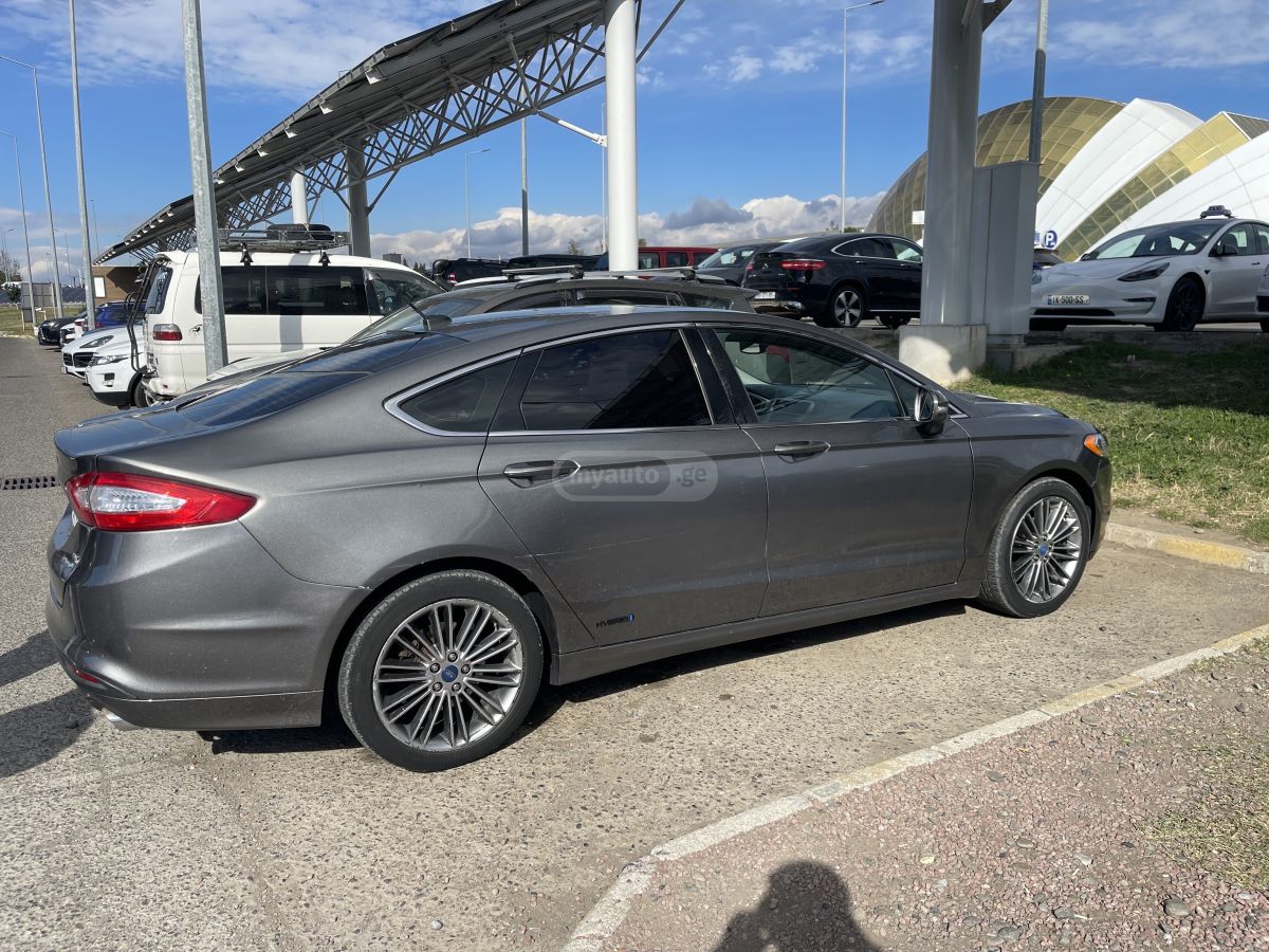 Ford Fusion 2014 — photo 2