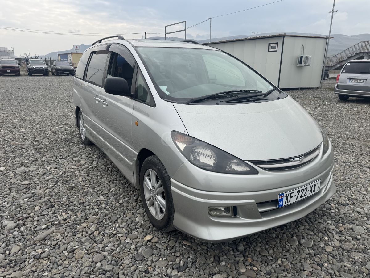 Toyota Estima 2001 — photo 2