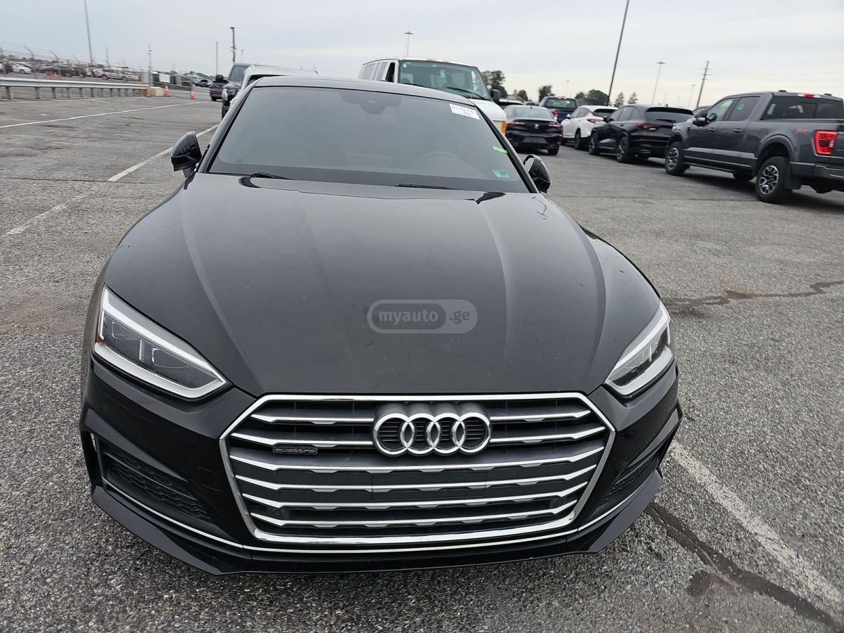 Audi A5 2018 — photo 2