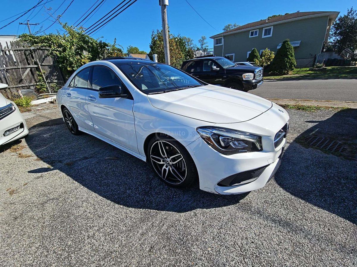 Mercedes-Benz CLA 45 AMG